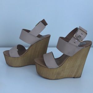 Steve Madden Wood platform wedges